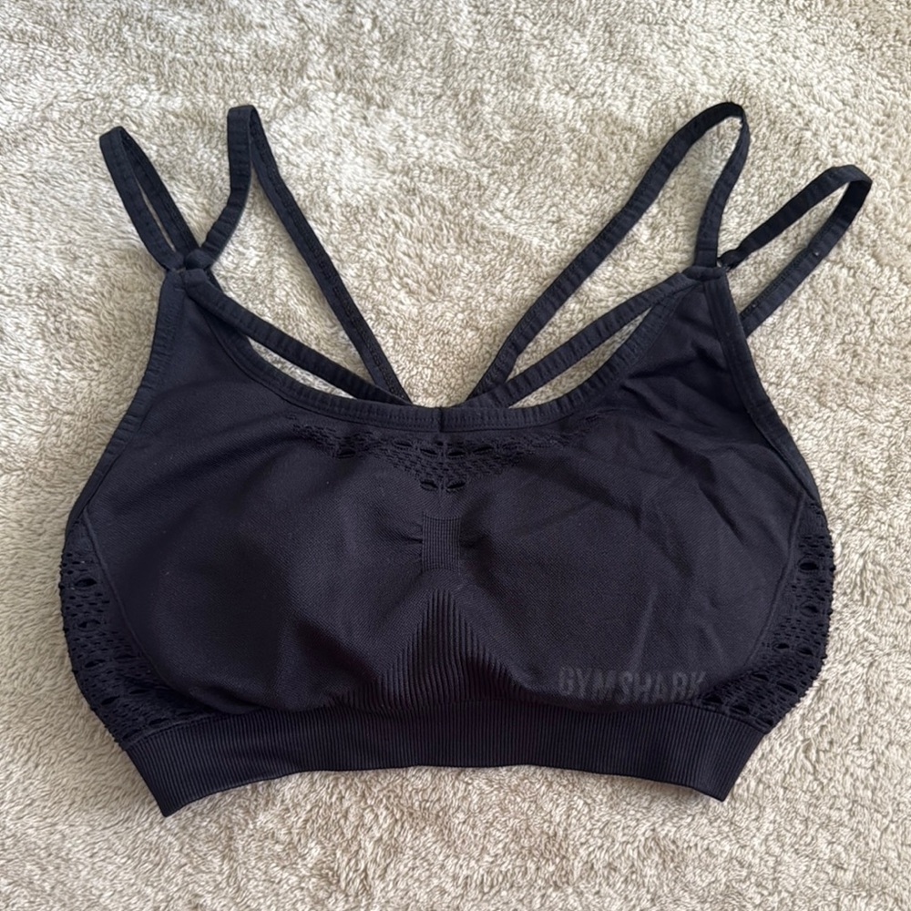 Gymshark Black Strappy Sports Bra: medium